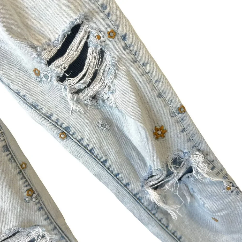 DRIFTWOOD Gizelle Distressed Floral Embroidered Ankle Jeans